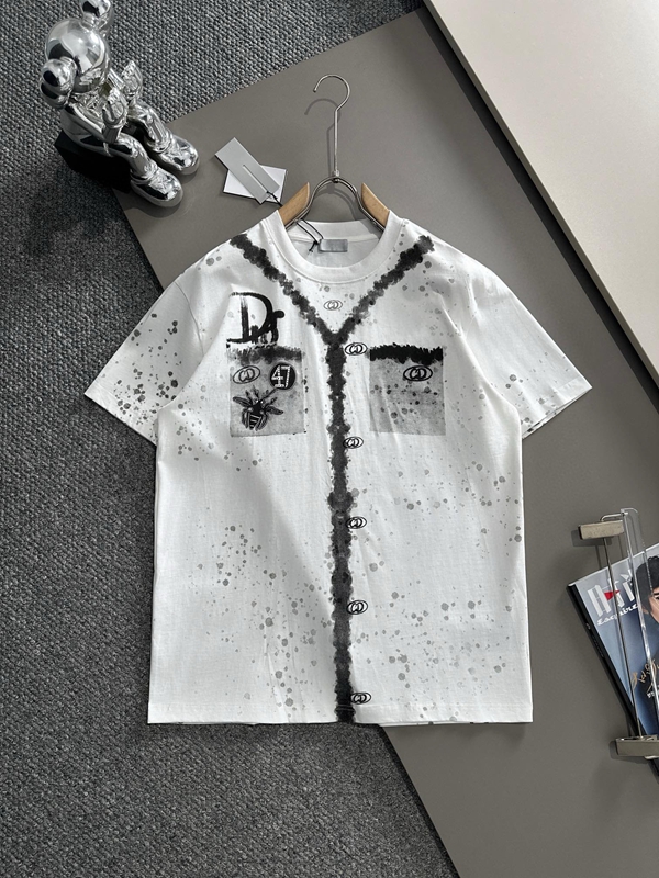 ブランドTシャツ正面デザイン